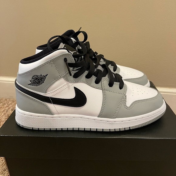 jordan 1 light smoke grey mid gs